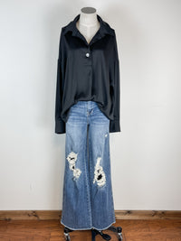 Salem V Neck Blouse in Black