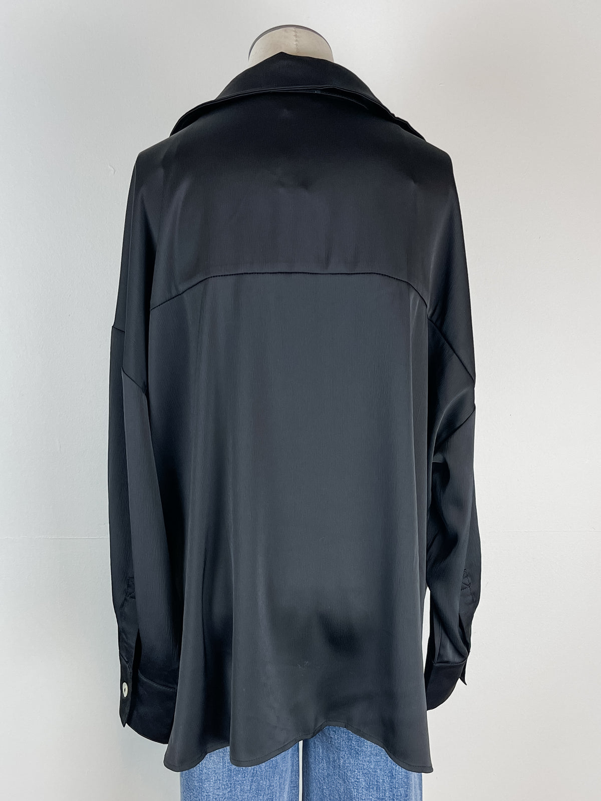 Salem V Neck Blouse in Black