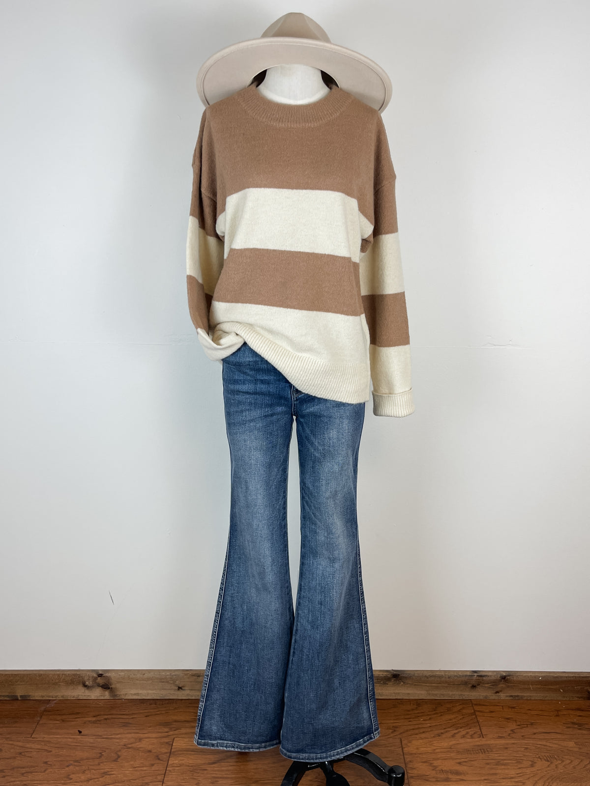 Wren Color Block Sweater in Camel/Cream