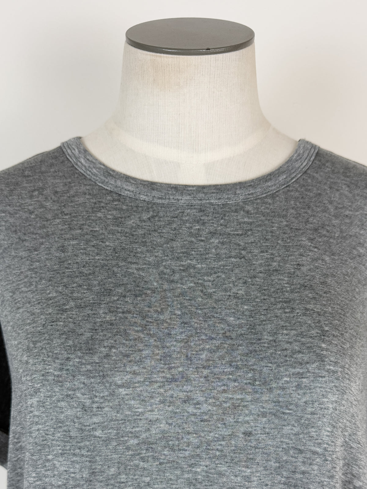 Sadie Basic Rolled Sleeve Tee in Heather Grey