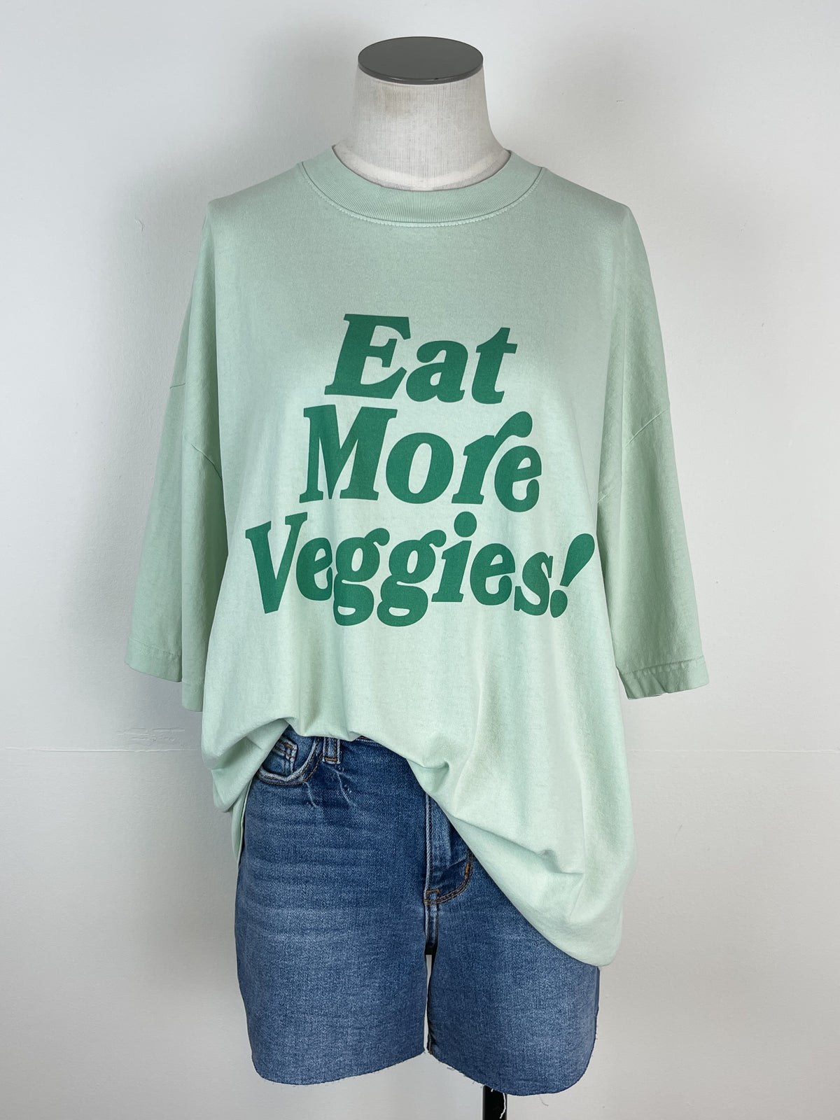 Eat More Veggies Oversized Tee in Seafoam