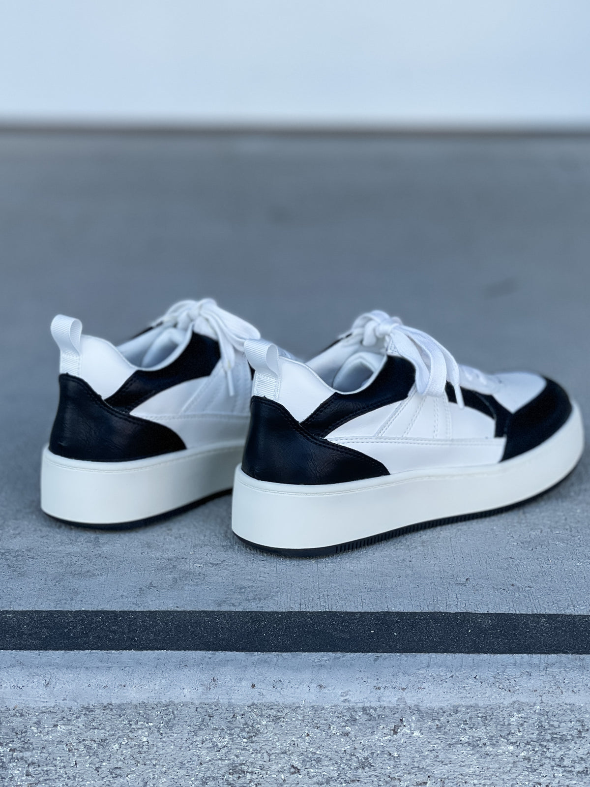 MIA Dice Sneaker in Black/White