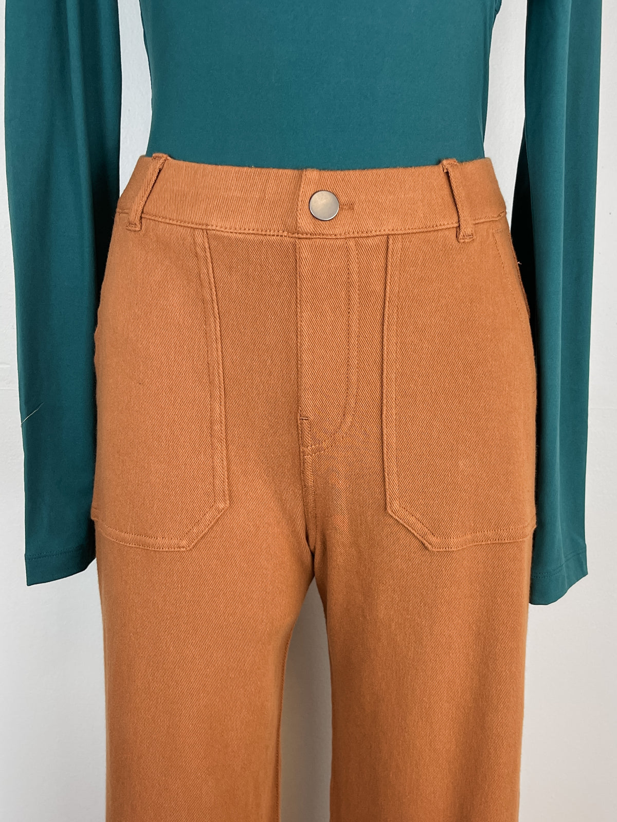 Jules Twill Wide Leg Pant in Chestnut