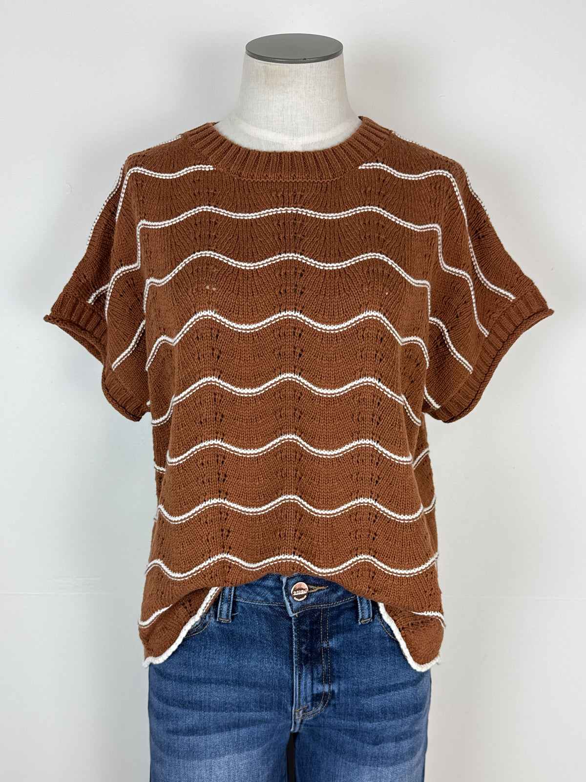 Gracie Short Sleeve Sweater in Caramel