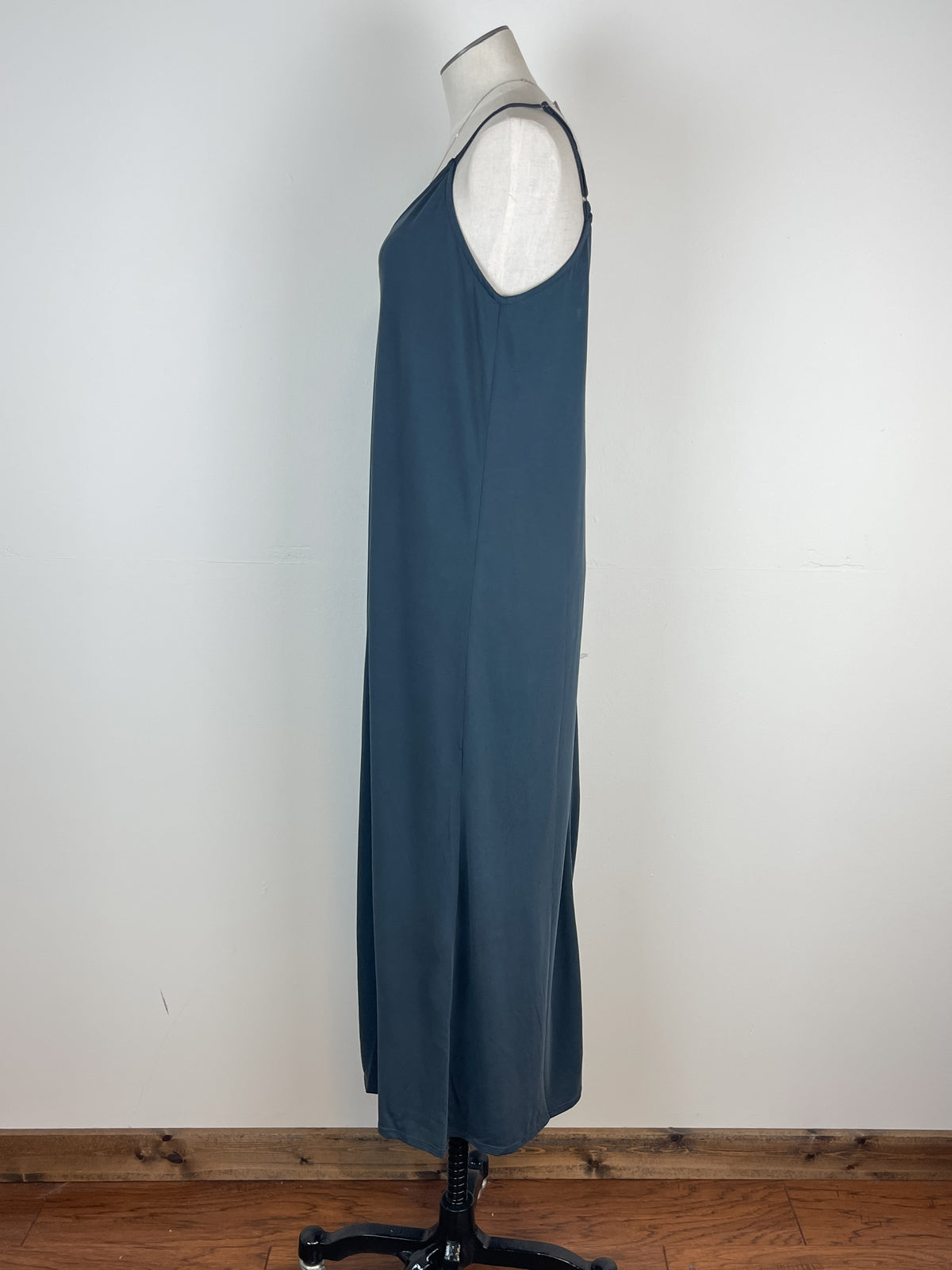 Mara V Neck Maxi Dress in Deep Teal