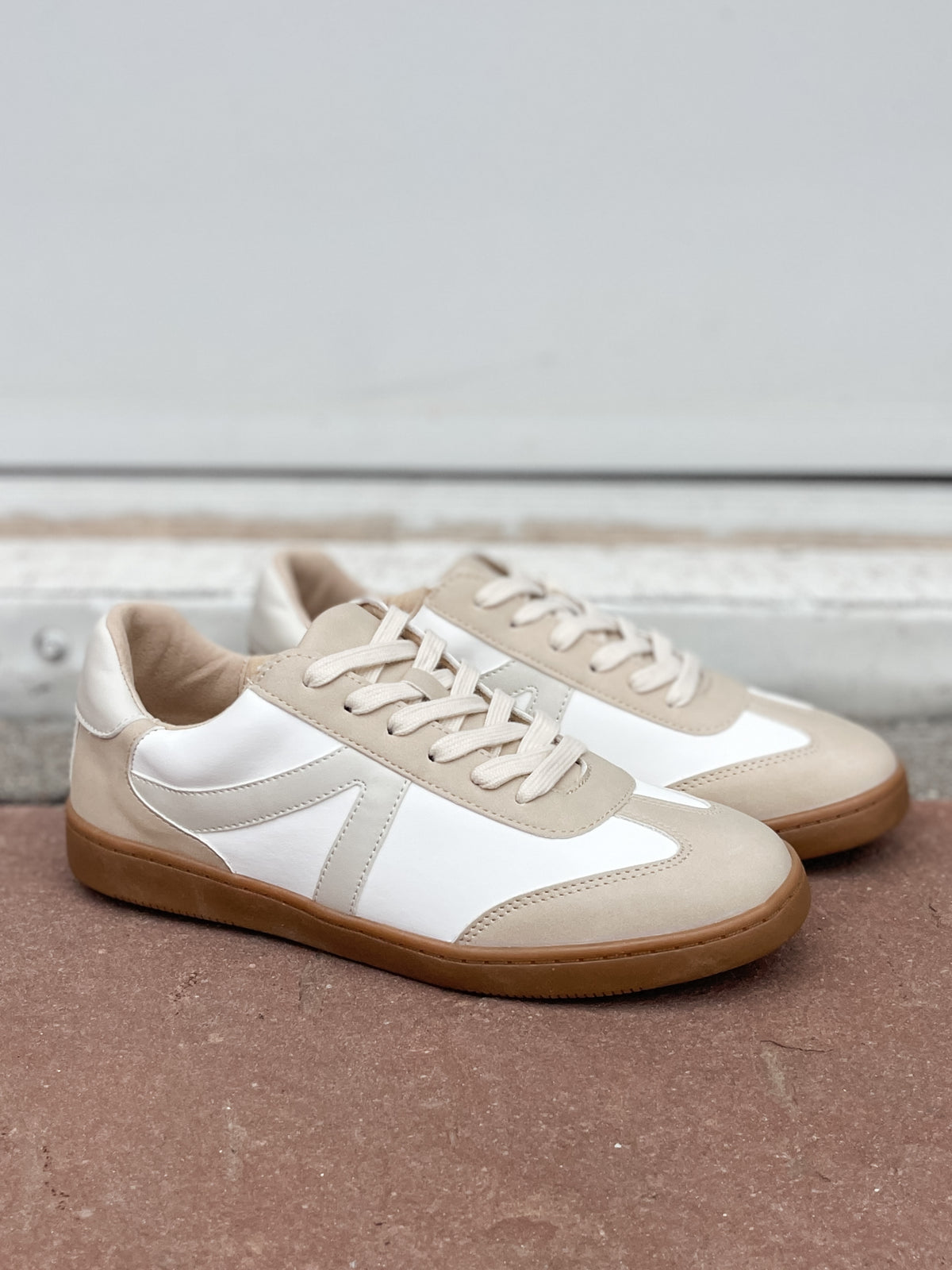 Soda Galton Sneaker in Neutral