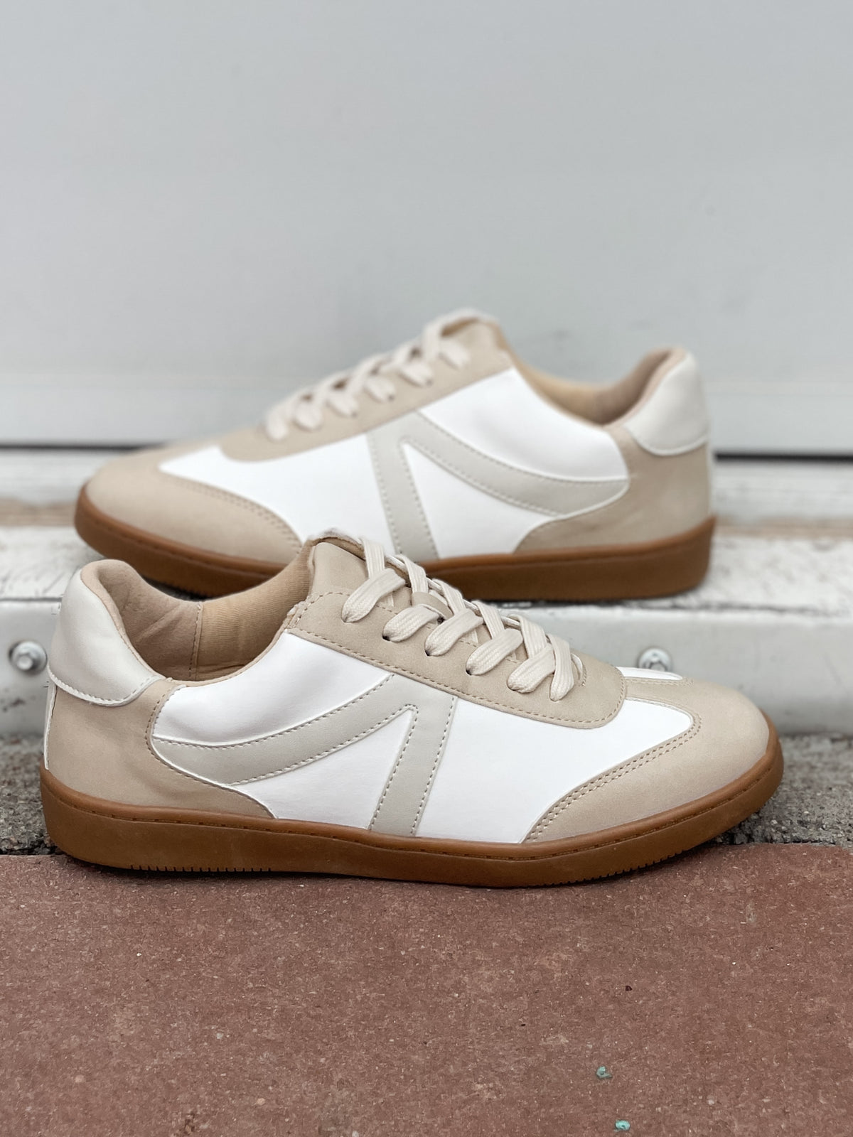 Soda Galton Sneaker in Neutral