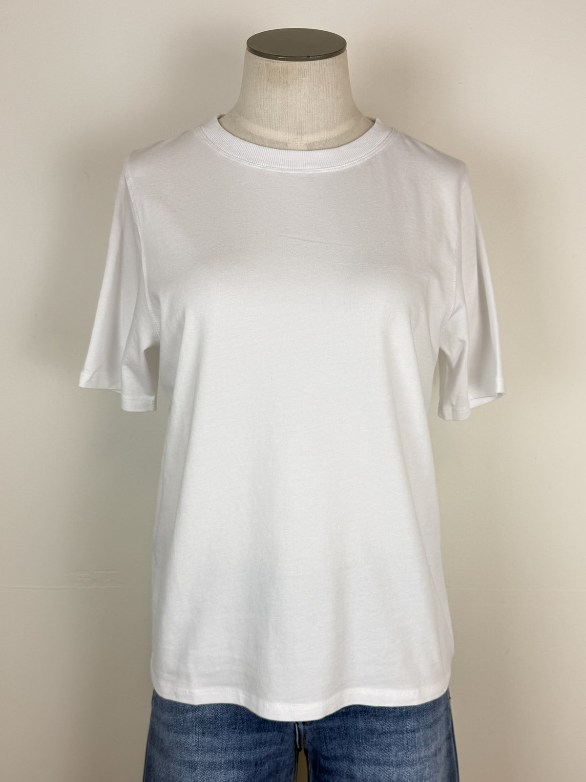 Elle Basic Tee