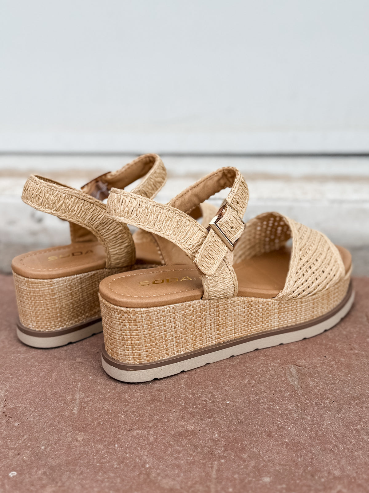 Soda Taite Raffia Wedge in Natural