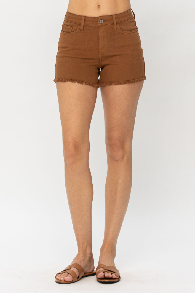 Judy Blue Mid Rise Cut Off Short in Brown