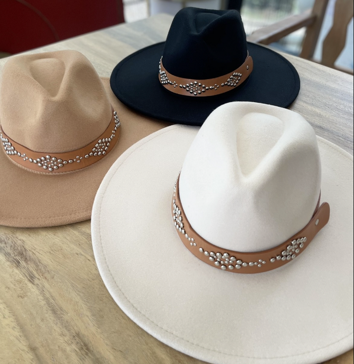 Wide Brim Panama Hat w/ Studded Band