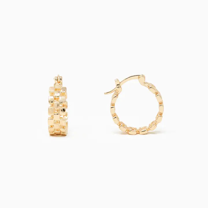 Checkered Hoop Earrings in Gold