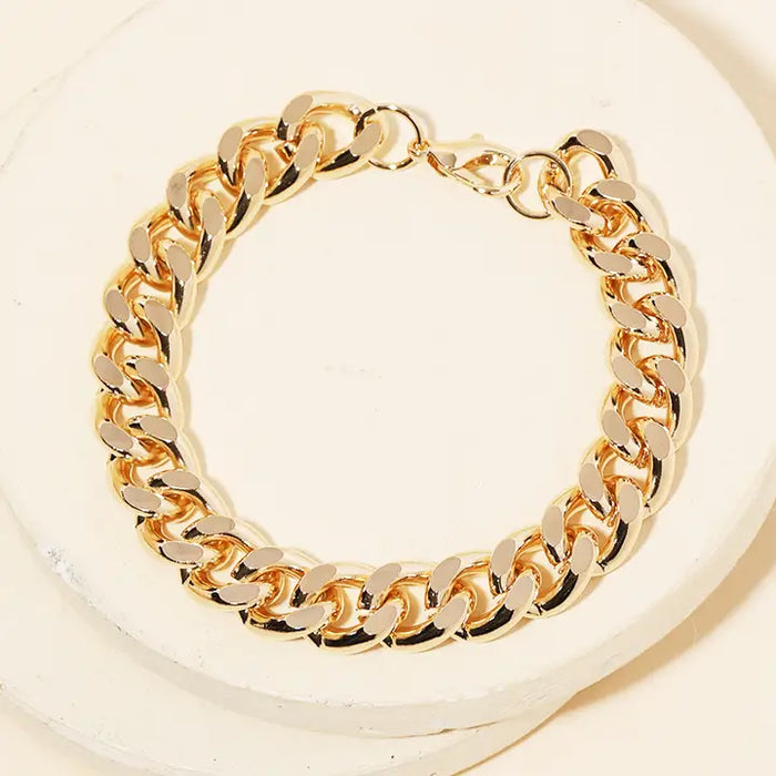 Curb Chain Bracelet in Gold