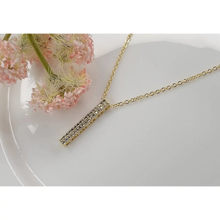 Vertical Bar Pendant Necklace in Gold