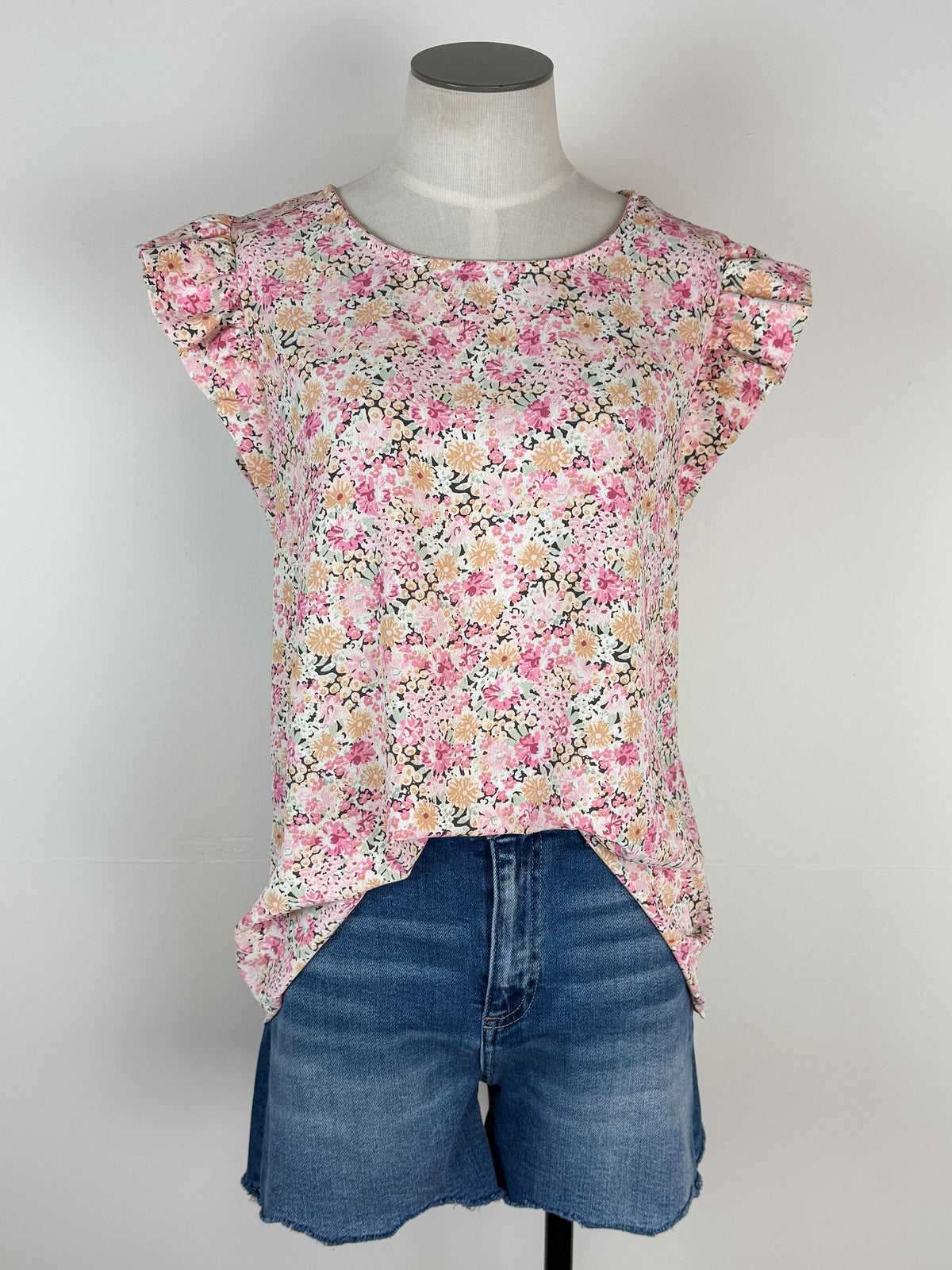 Karla Floral Ruffle Sleeve Top in Apricot