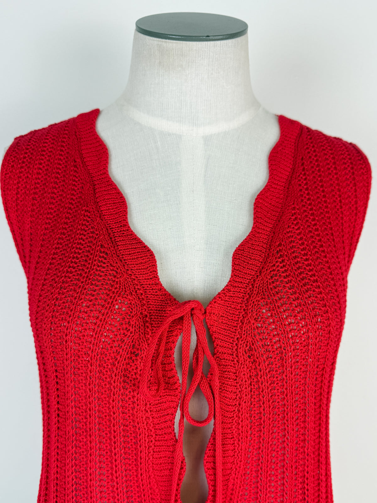 Hailey Scalloped Trim Knit Vest in Red