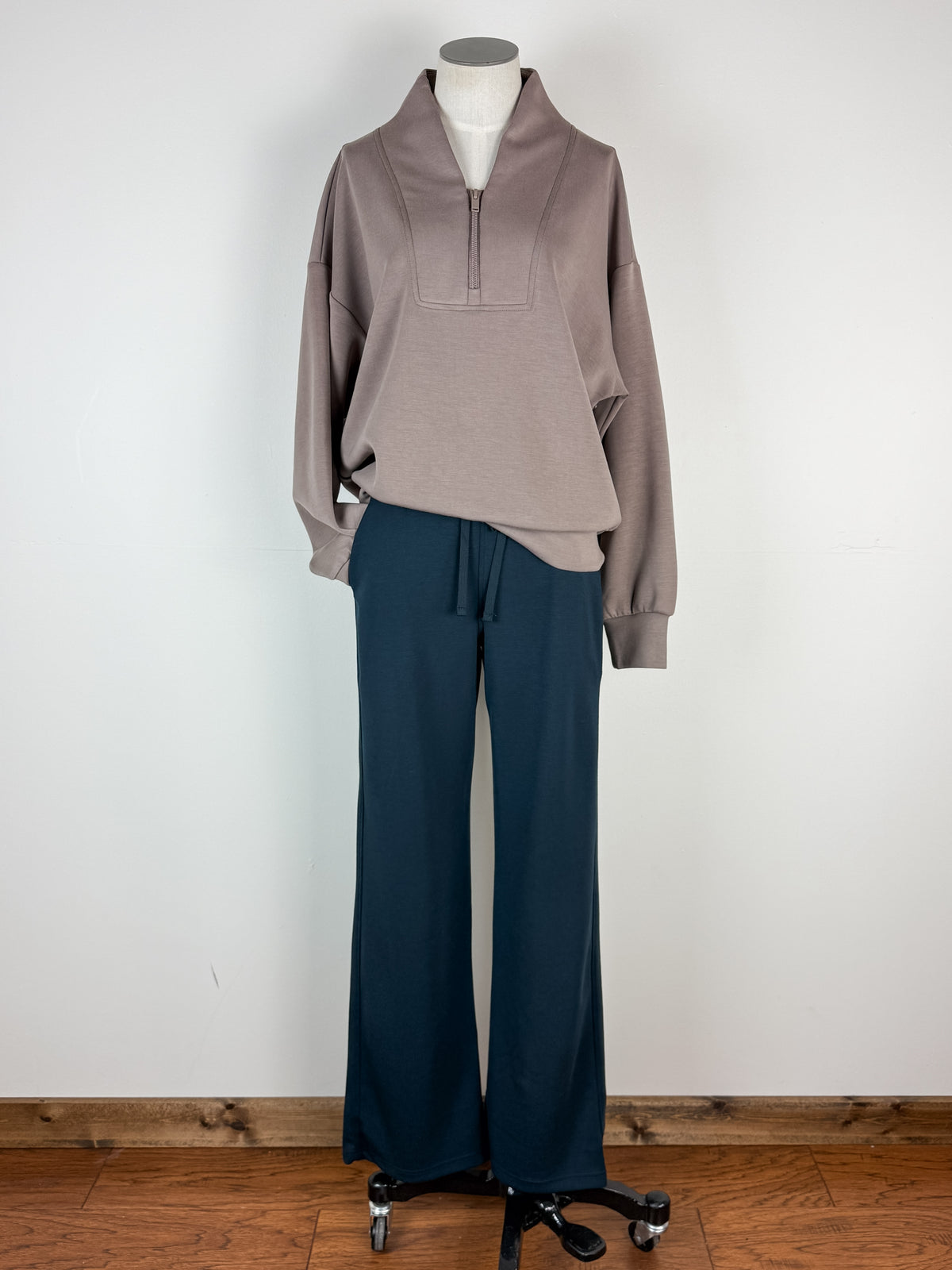 Riley Straight Leg Scuba Pant