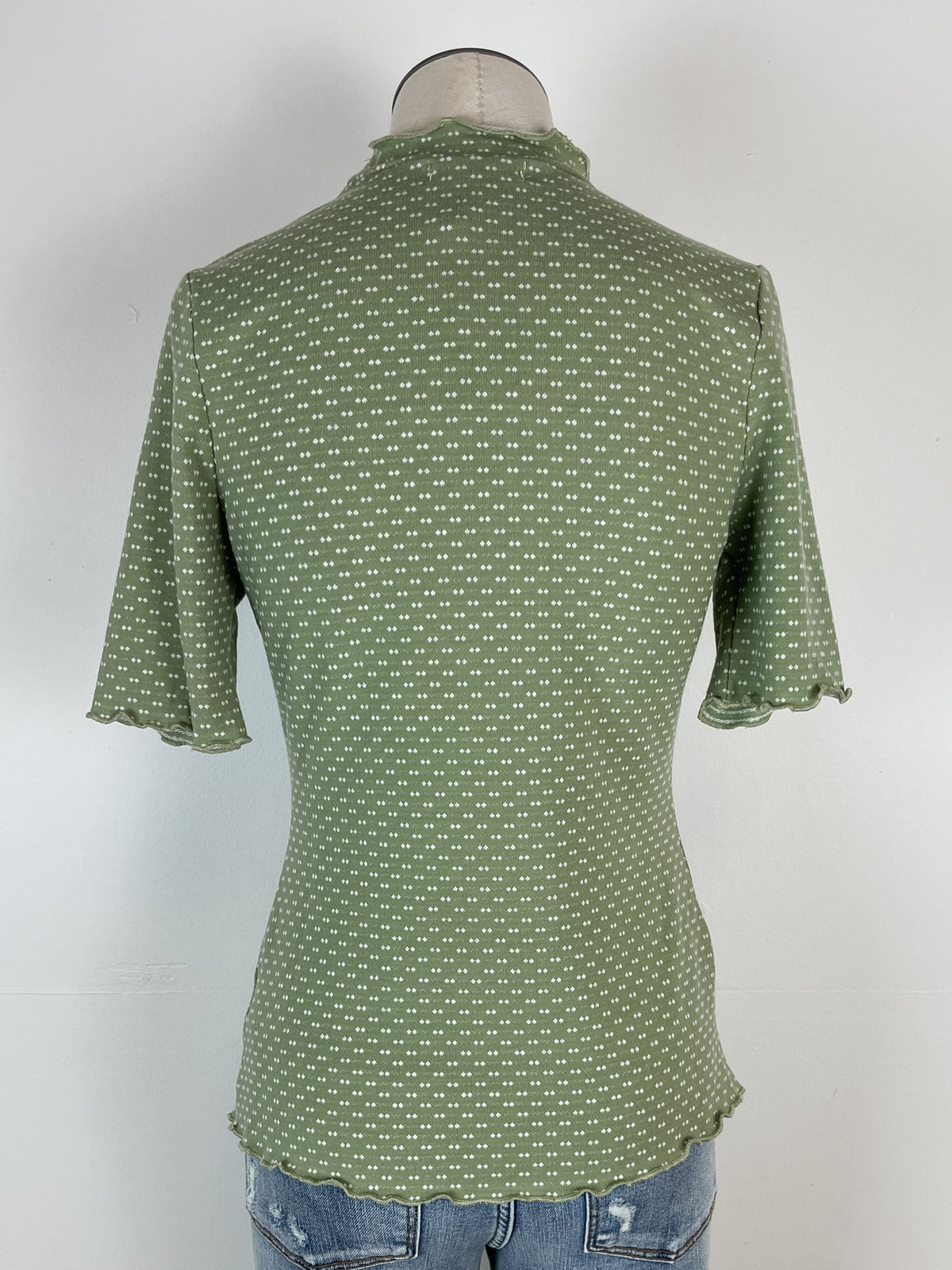 Amara Textured Mock Neck Short Sleeve in Light Olive