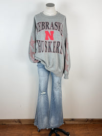 Nebraska Wynn Star Oversized Crew in Heather Gray