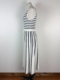Clara Knit Dress in Off White/Navy