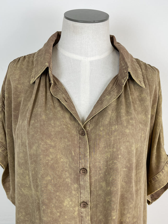 Mineral Washed Button Down in Mustard