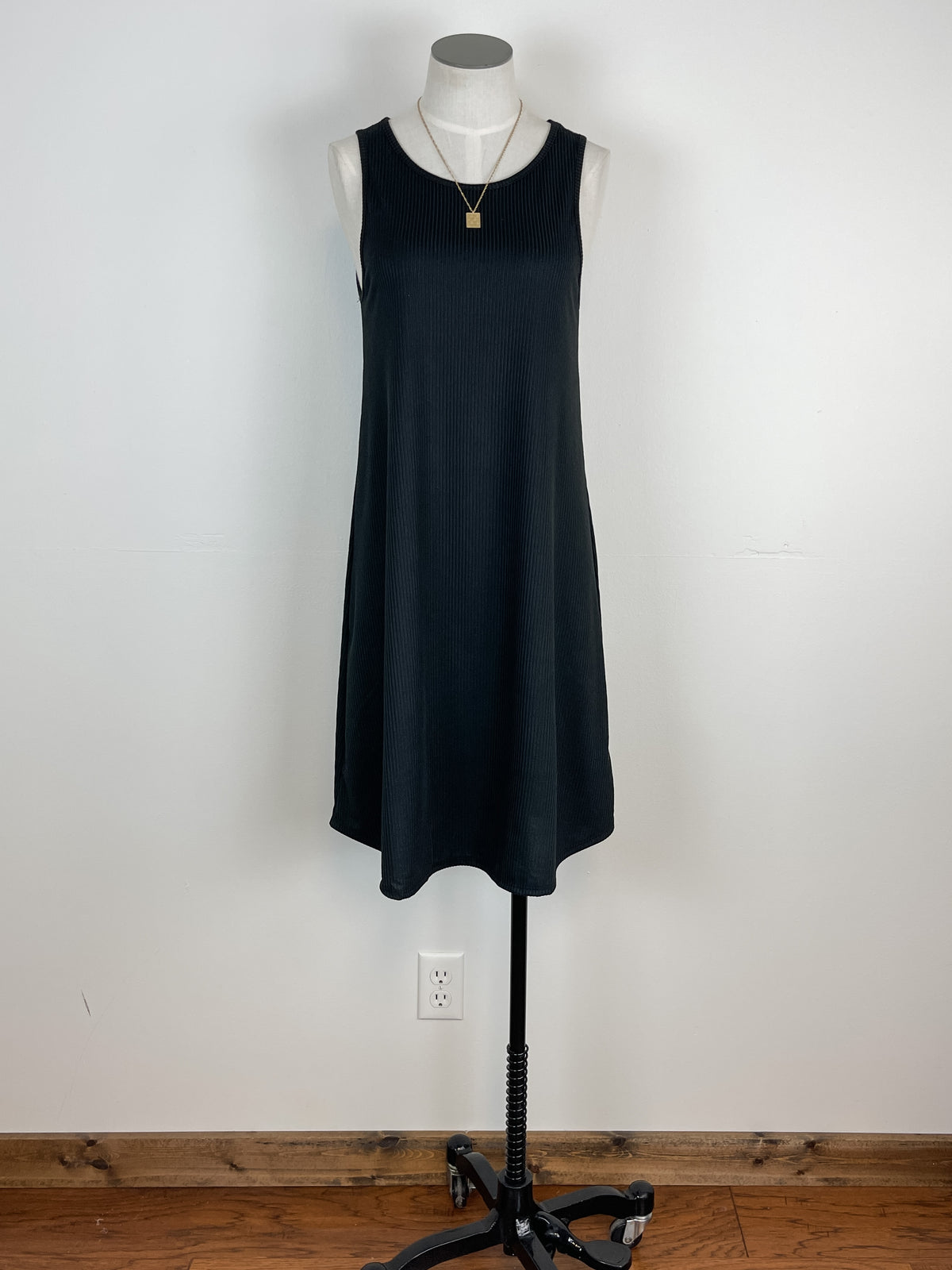 Sleeveless Ribbed Dress in Black