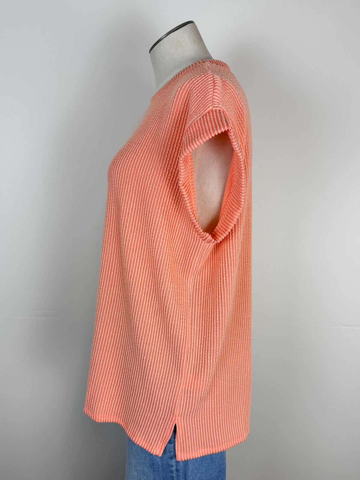 Lexi Ribbed Tee in Peach