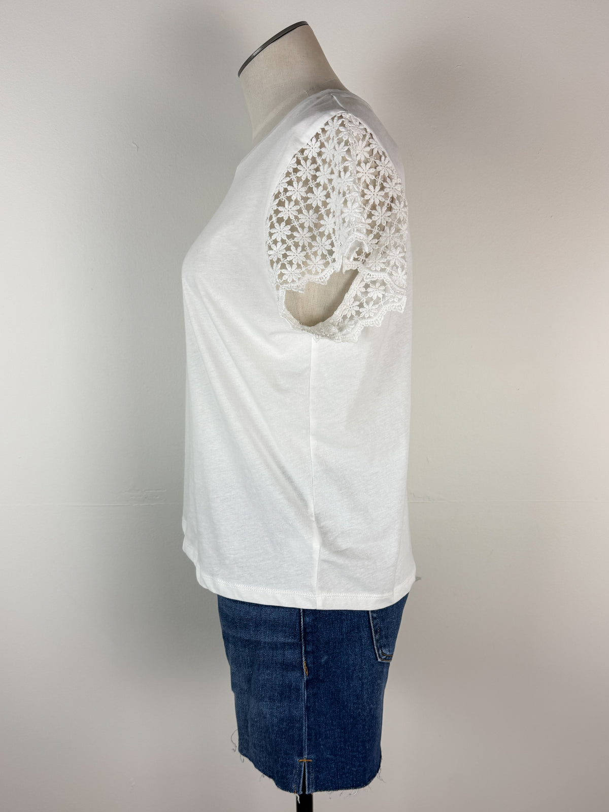 Hadley Lace Sleeve Top in White