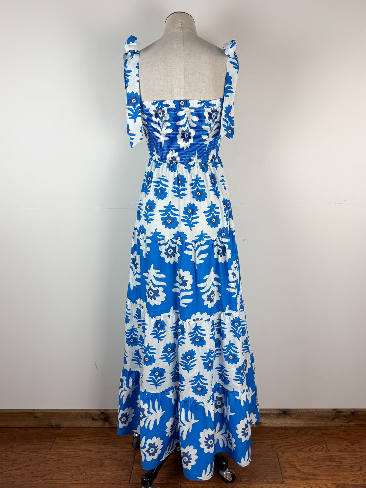 Carter Printed Maxi Dress in Blue/Ivory