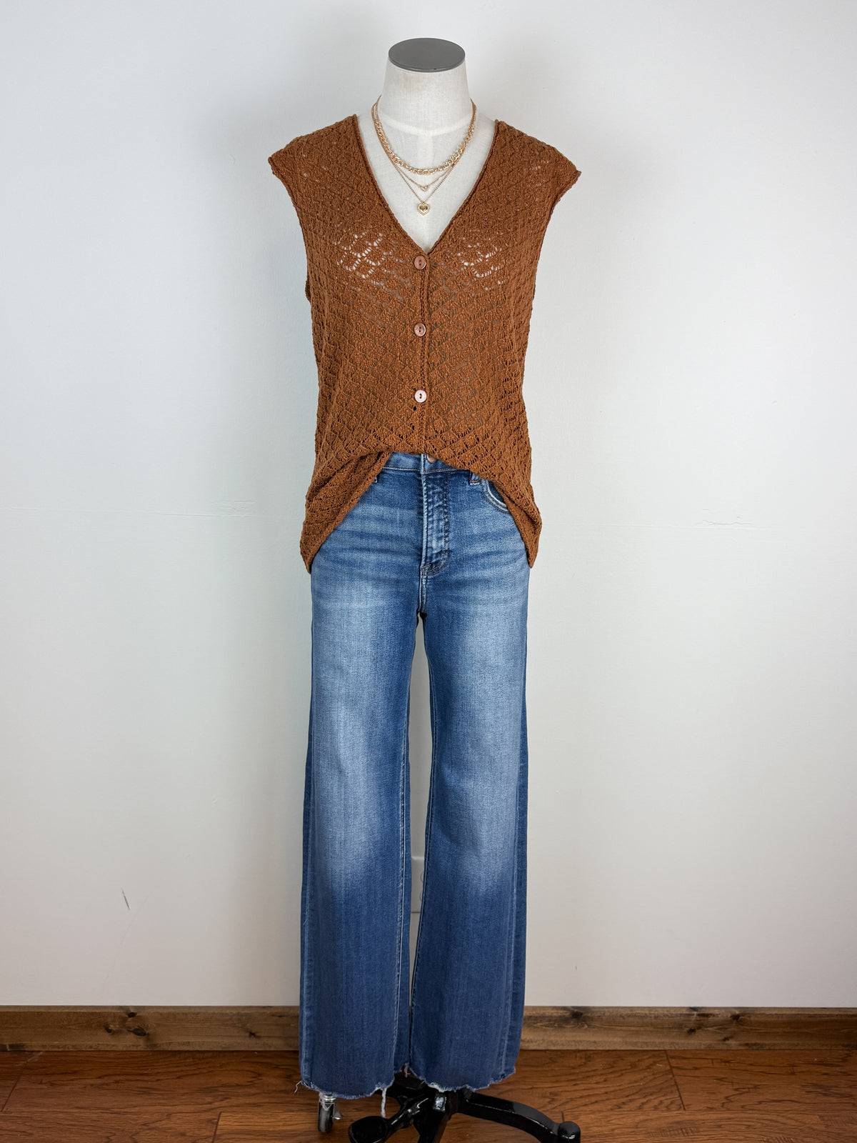 Adley Button Down Sweater Vest in Camel