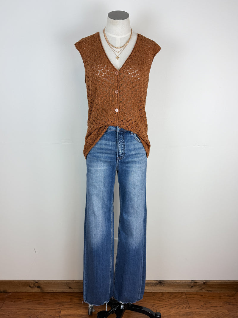 Adley Button Down Sweater Vest in Camel