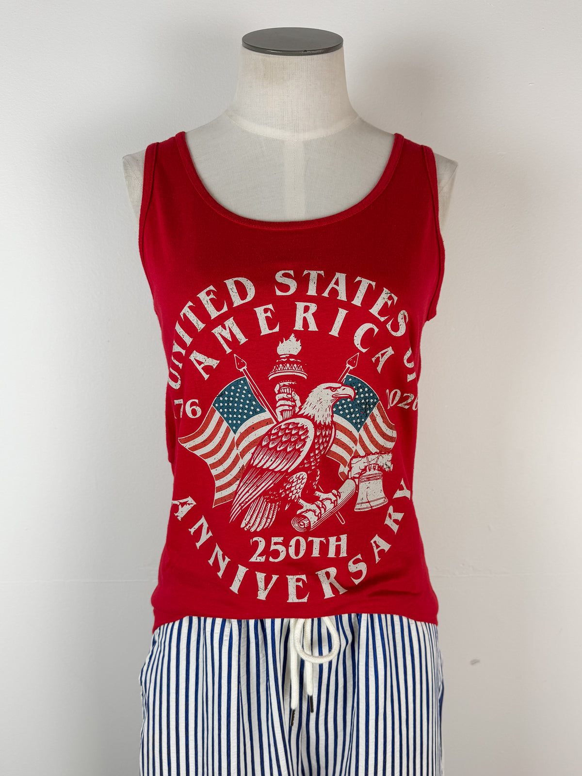America's 250th Anniversary Tank in Red