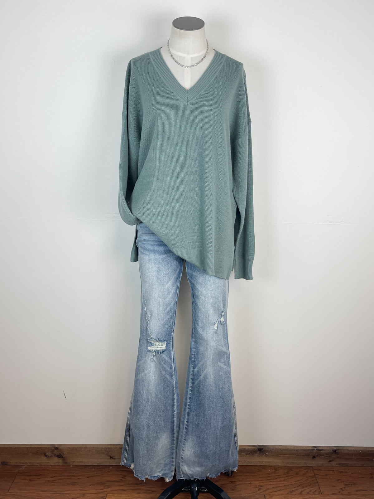 Ashlyn V Neck Sweater in Duck Egg