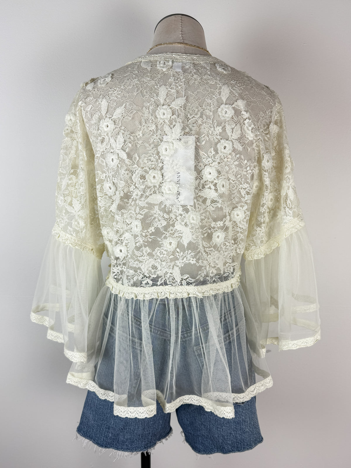 Nyla Lace Flowy Blouse in Ecru