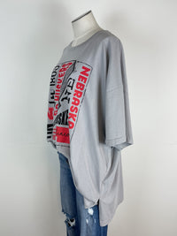 Go Huskers Oversized Tee in Silver