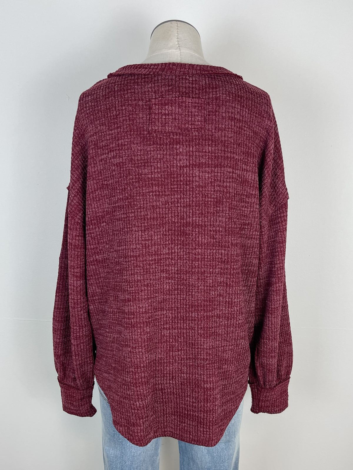 Cora Ribbed Crew Neck Top in Wine