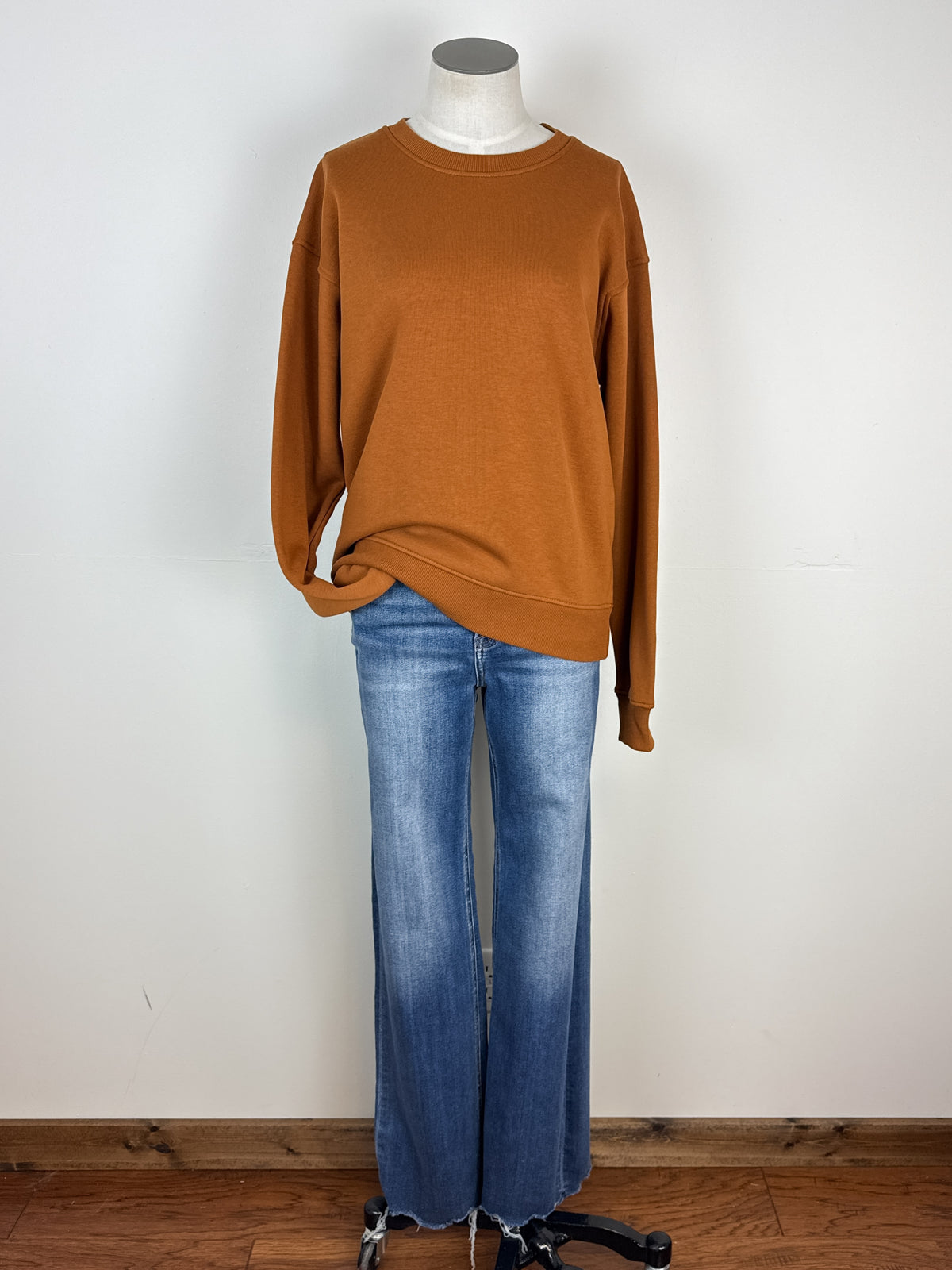 Lucy Classic Fit Sweatshirt