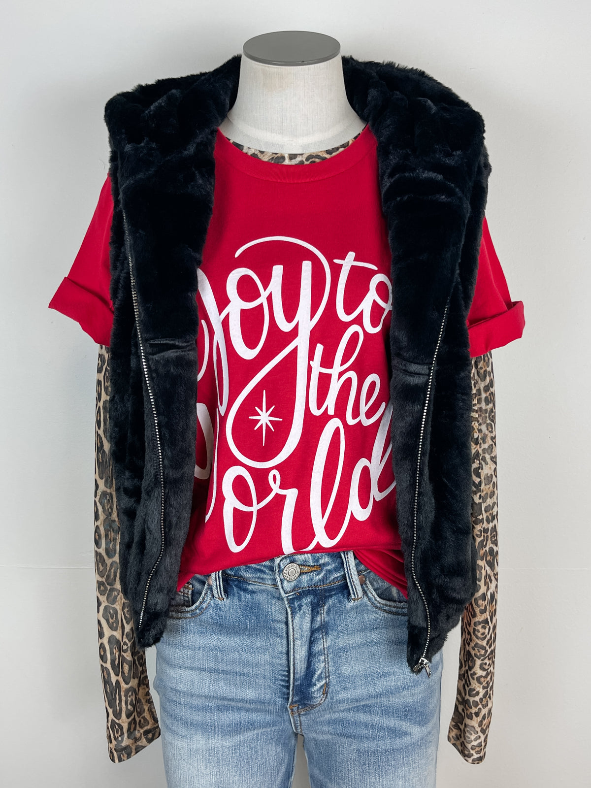 Joy To The World Tee in Red