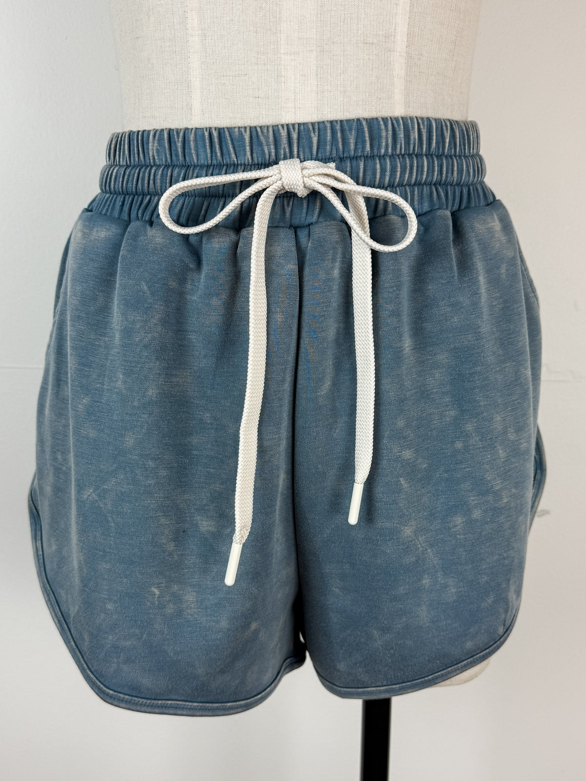 Ari Scuba Top and Shorts Set in Washed Navy