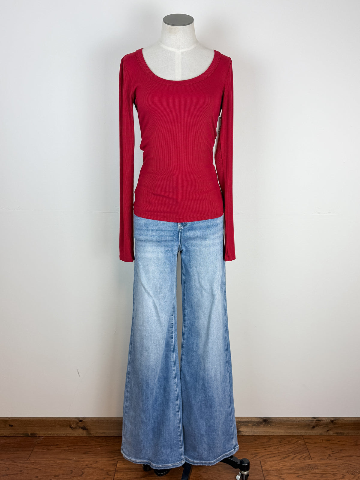 Eloise Scoop Neck Micro Ribbed Long Sleeve