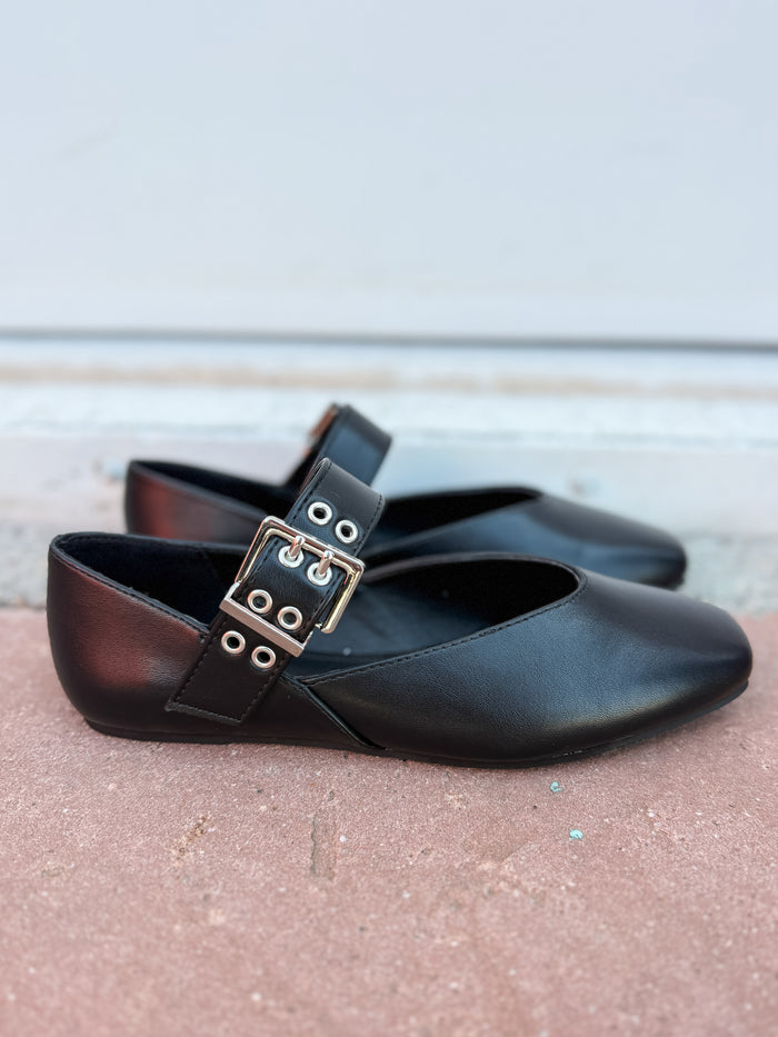Soda Flats in Black