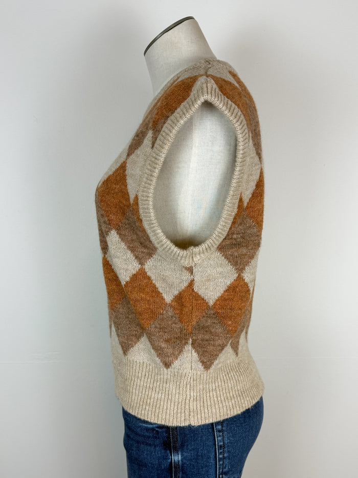 Sloane Sweater Vest in Pumpkin
