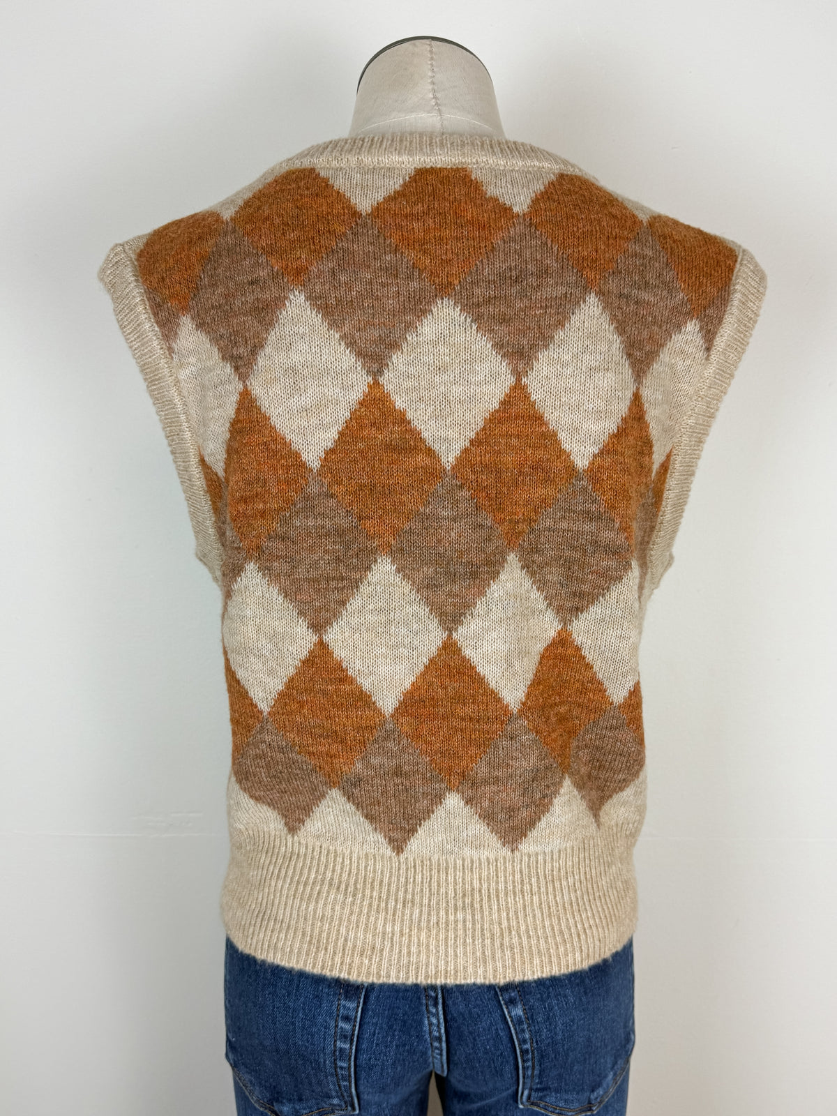 Sloane Sweater Vest in Pumpkin
