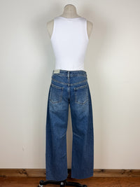 Just USA Abbie Mid Rise Barrel Jean