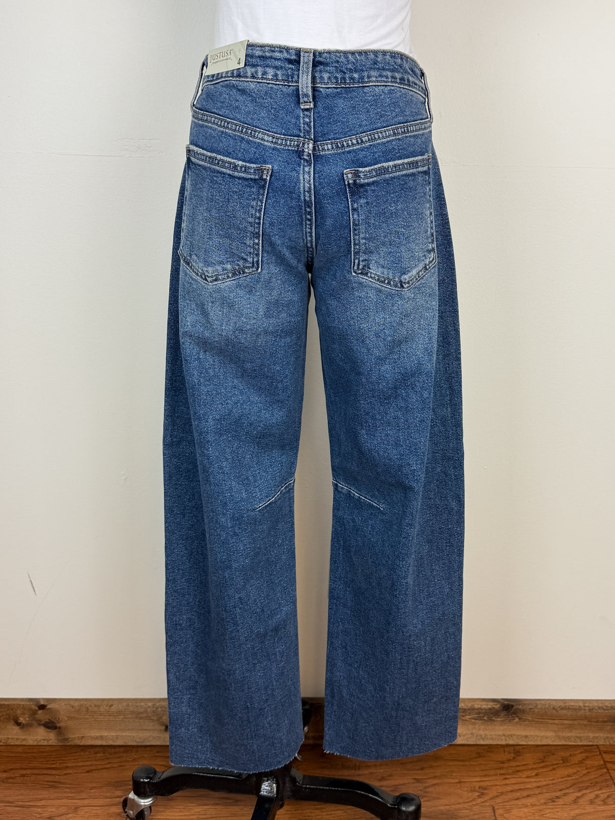 Just USA Abbie Mid Rise Barrel Jean