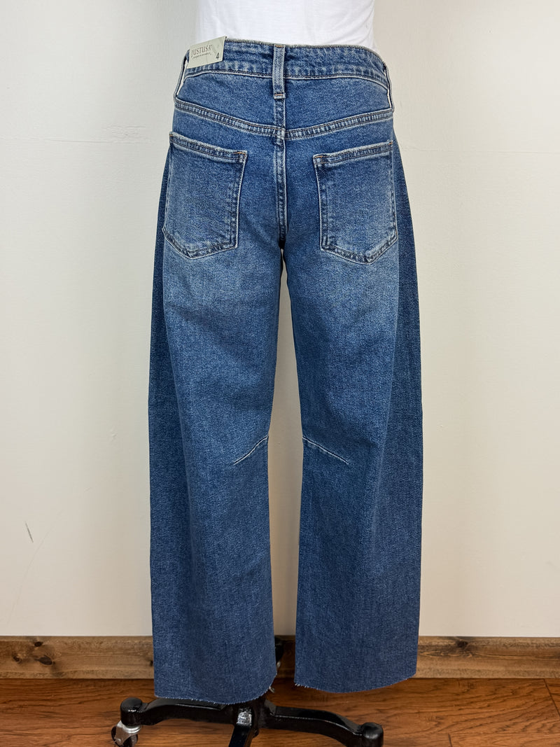 Just USA Abbie Mid Rise Barrel Jean