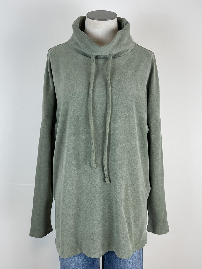 Tru Mock Neck Pullover in Olive