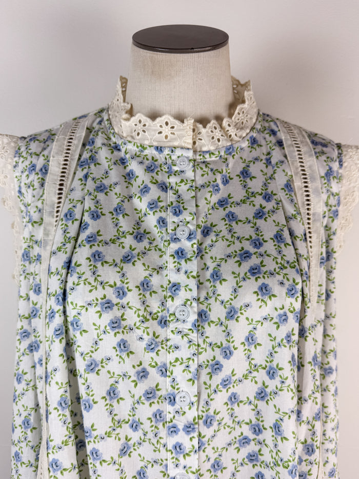 Remi Floral Sleeveless Blouse in Ivory/Blue