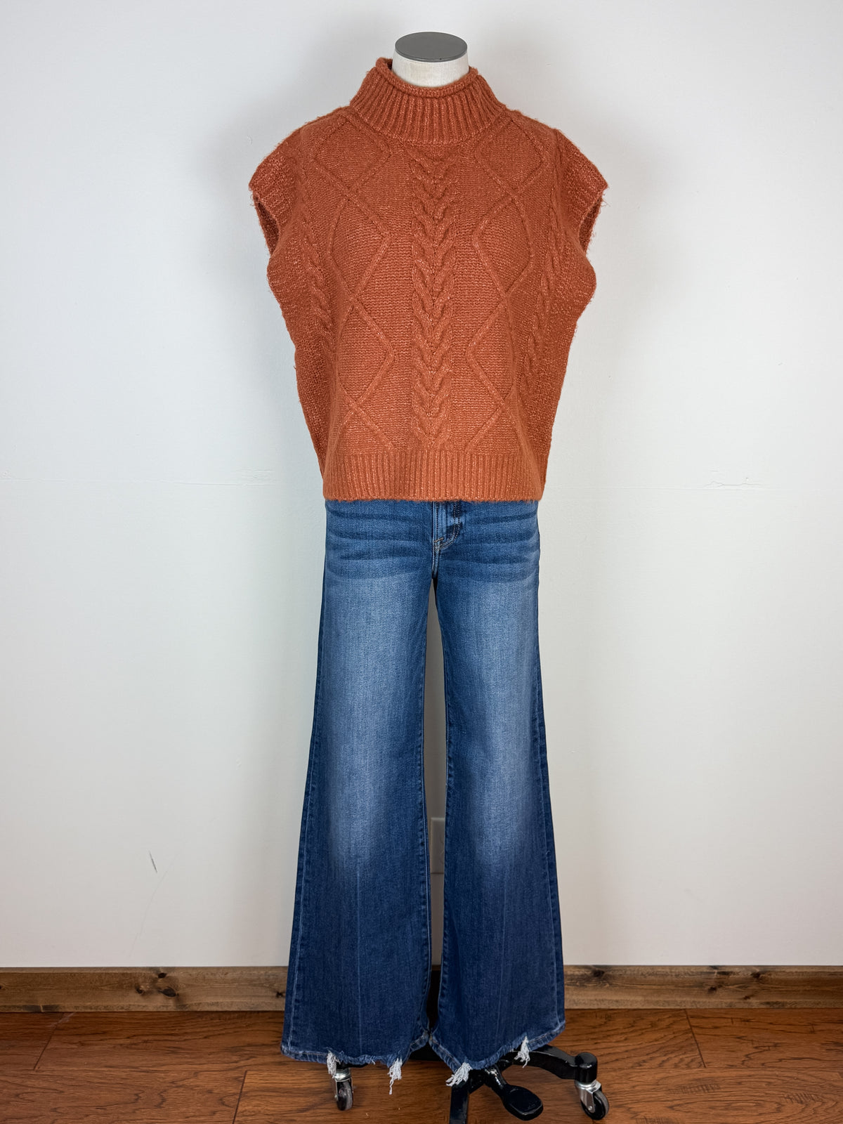 Nellie Sleeveless Sweater in Pumpkin
