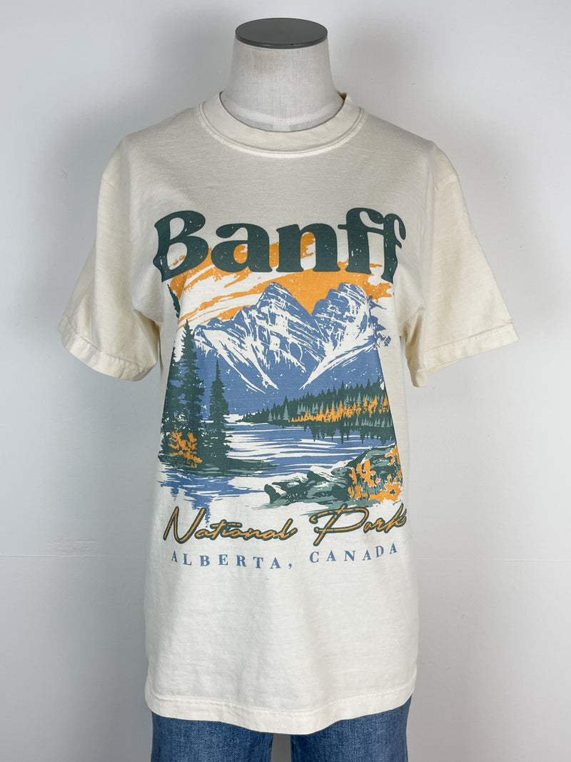 Banff Nation Park Tee in Ivory